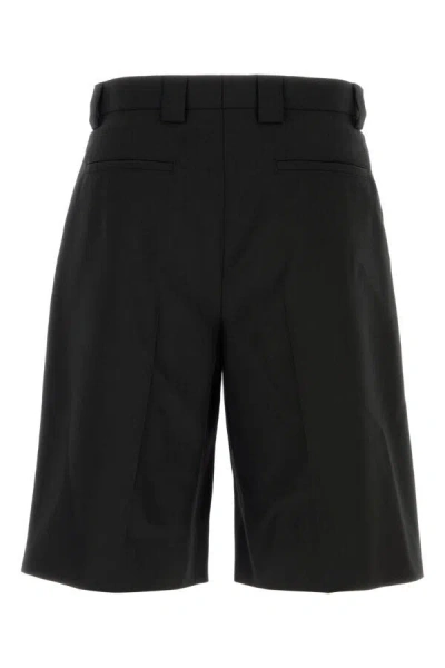 Gucci Tailored Mid-thigh Shorts With Finish In Black