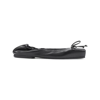 Jacquemus Flats In Black