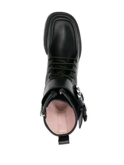 Roger Vivier Wallaviv Str Buckle Chelsea Bootie In Black