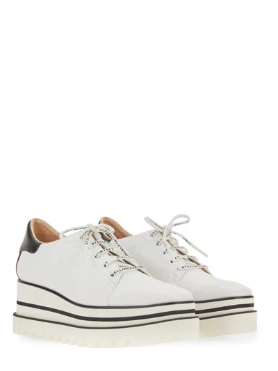Stella Mccartney Sneakers Con Zeppa Elyse In White
