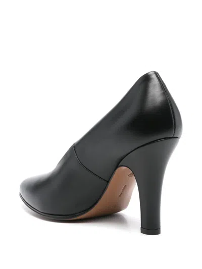 The Row Prudens 90 Leather Pumps In Black