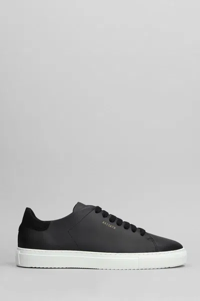 Axel Arigato '90 Clean' Black Low Top Sneakers With Logo Lettering On The Side In Black