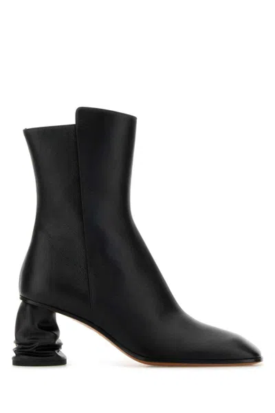 Alexander Mcqueen Leather Boots Crush In Black