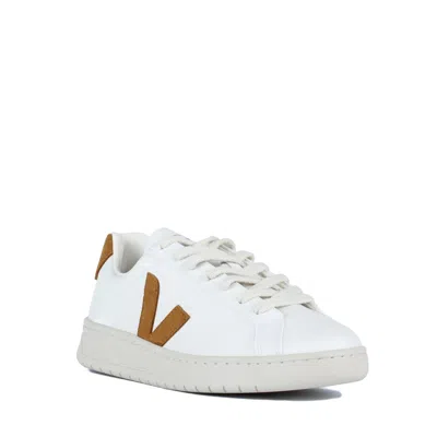 Veja Urca Bicolor Low-top Sneakers In White