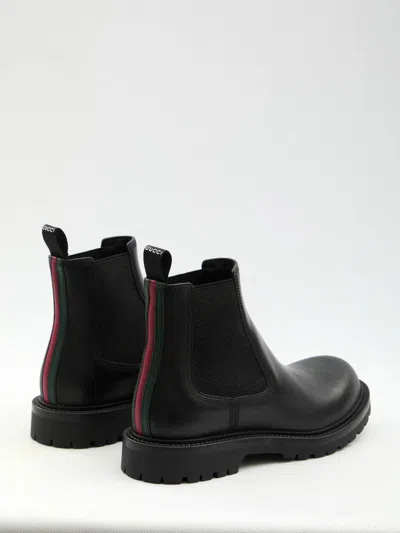Gucci Chelsea Boots With Web In Black