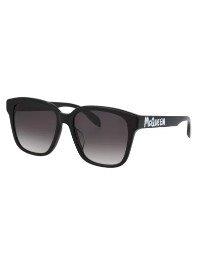 Alexander Mcqueen Alexander Mc Queen Sunglasses Am0331 Sk 001