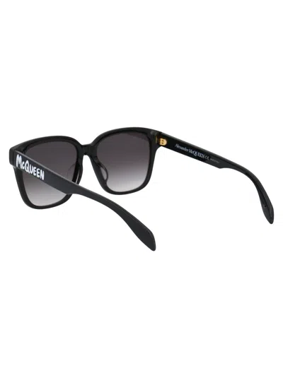 Alexander Mcqueen Alexander Mc Queen Sunglasses Am0331 Sk 001