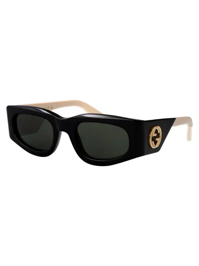 Gucci Squared Sunglasses Gg1664 S 001