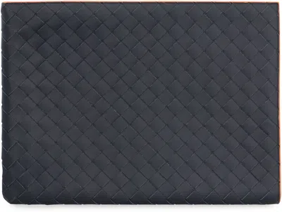 Bottega Veneta Leather Clutch In Blue