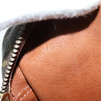 Pre-owned Louis Vuitton Trousse De Toilette Brown Canvas Clutch Bag ()
