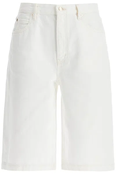 Frame Flared Denim Bermuda Shorts. In White