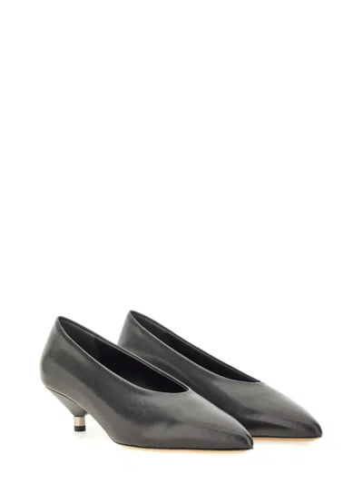 Isabel Marant Leather Ebisa Pumps In Black