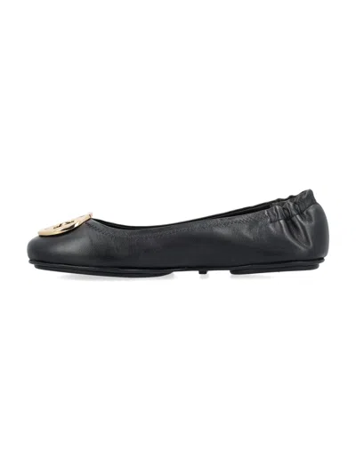 Tory Burch Mini Travel Ballet Flats With Gold Emblem In Perfect_black_/_gold