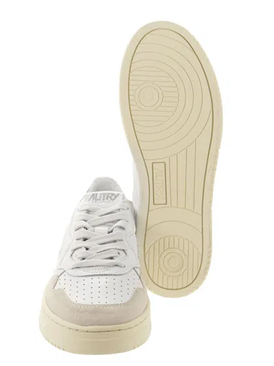 Autry Medalist Low Sneaker In Multi