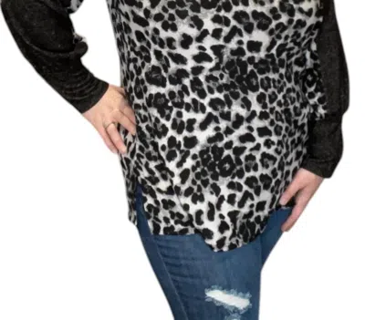 Honeyme Snow Leopard Sweater In Charcoal In Pink