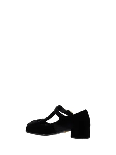Prada Pumps In Black