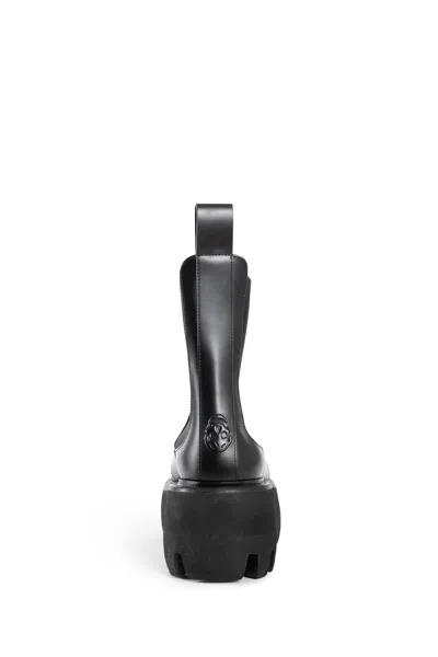 Alexander Mcqueen Woman Black Boots In Black