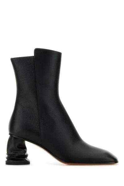 Alexander Mcqueen Leather Boots Crush In Black