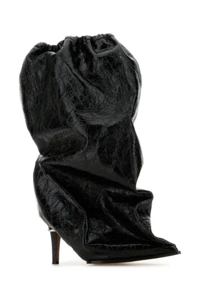 Alexander Mcqueen Elegant Black Leather Ankle Boots With 10.5 Cm Heel In Black