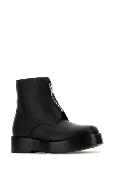 Bottega Veneta Black Leather Torino Ankle Boots In Black