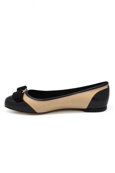 Ferragamo Varina Ballet Flats In Cream
