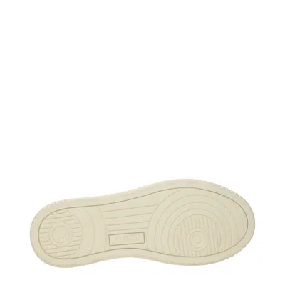 Autry Medalist White Low Top Sneakers With Contrasting Heel Tab In Leather Woman In Multi