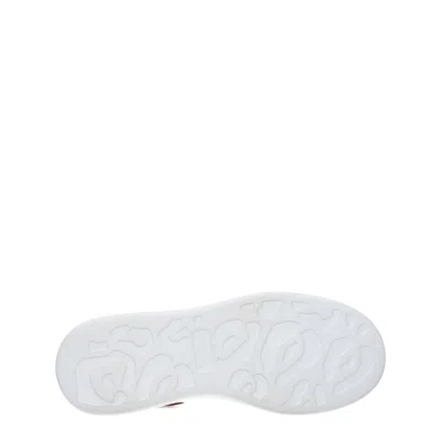 Alexander Mcqueen White Low Top Sneakers With Contrasting Heel With Embossed Logo Lettering In Leather Man In White