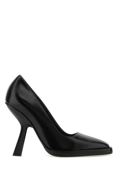 Ferragamo Black Leather Anser X5 Pumps In Black