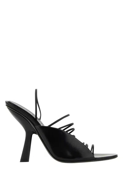 Ferragamo Altaire 105 Strappy Leather Sandals In Black