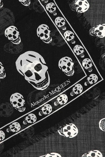 Alexander Mcqueen Silk Skull Scarf In Black