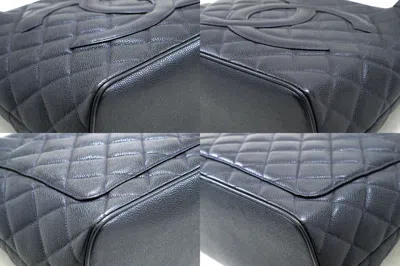 Pre-owned Chanel Medaillon Black Leather Shoulder Bag ()