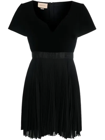 Gucci Logo Pleated Mini Dress In Black