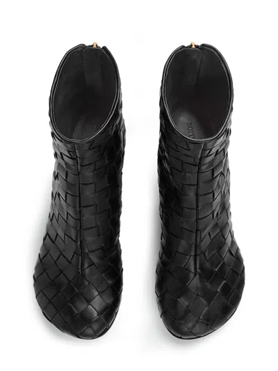 Bottega Veneta Dark Brown Leather Atomic Ankle Boots In Black