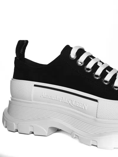Alexander Mcqueen Smooth Sneakers With 45mm Thread In Black