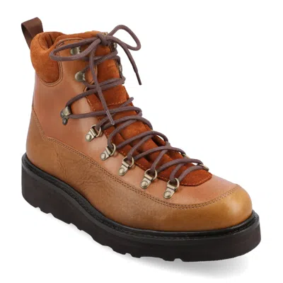 Taft The Alpine Boot In Honey In Brown