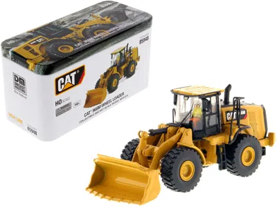 Diecast Masters Cat Caterpillar 966m Wheel Loader With Operator "high Line" Series 1/87 (ho) Scale Diecast Model By