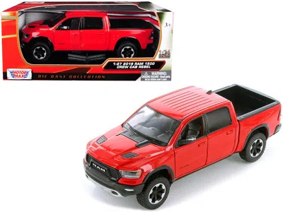 Motormax 2019 Dodge Ram 1500 Crew Cab Rebel Pickup Truck Red 1 By 24 Diecast Model Car