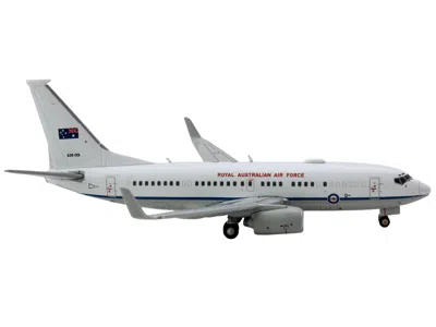 Geminijets Boeing 737-700 Aircraft "royal Australian Air Force" (a36-001) White With Blue Stripes "gemini Macs"