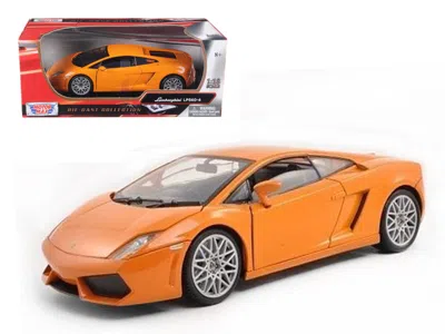 Motormax 1 By 18 Lamborghini Lp 560 Diecast Car Model - Orange