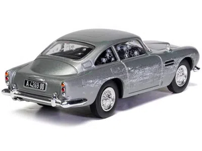 CORGI ASTON MARTIN DB5 RHD (RIGHT HAND DRIVE) SILVER (DAMAGED) JAMES BOND 007 "NO TIME TO DIE" (2021) MOVI 