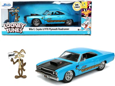 Jada 1970 Plymouth 440-6bbl Roadrunner Light Blue Metallic With Black Hood And Wile E. Coyote Diecast Fig