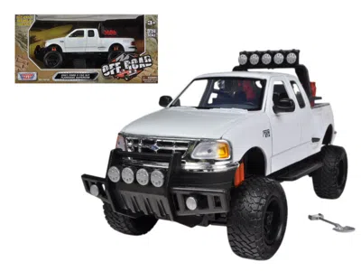 Motormax 2001 Ford F-150 Xlt Flareside Supercab Pickup Truck Off Road White 1-24 Diecast Model