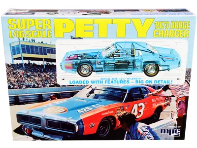 Mpc Skill 3 Model Kit 1973 Dodge Charger Richard Petty 1/16 Scale Model By