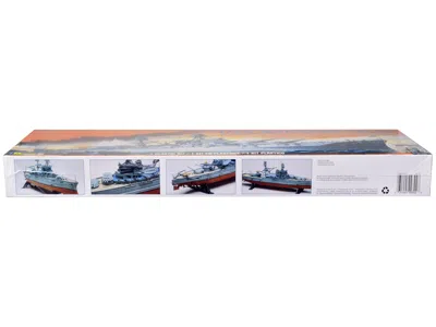 Revell Level 4 Model Kit Uss Arizona Pacific Fleet Battleship "memorial To The Tragedy Of Pearl Harbor" 1/4