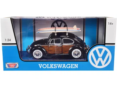 Motormax 1966 Volkswagen Beetle Black With Wood Panels And Two Surfboards On Roof Rack 1/24 Diecast Model Car