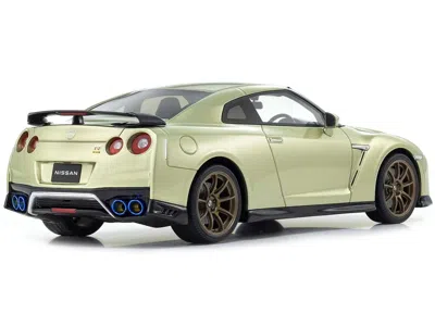 Kyosho Nissan Gt-r Premium Edition T-spec Rhd (right Hand Drive) Millenium Jade Green Metallic 1/18 Model C