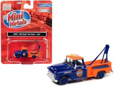 Classic Metal Works 1957 Chevrolet Stepside Tow Truck "gulf" Blue And Orange 1/87 (ho) Scale Model Car By Classic Metal