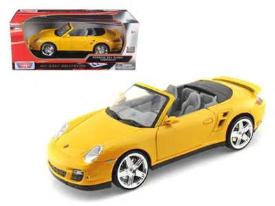 Motormax 1 By 18 Porsche 911 Turbo Convertible Diecast Car Model, Yellow