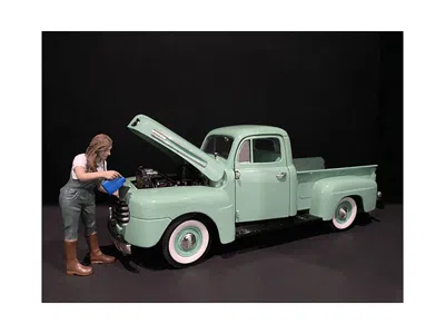 American Diorama Car Girl In Tee Michelle Figurine For 1 By 24 Scale Models