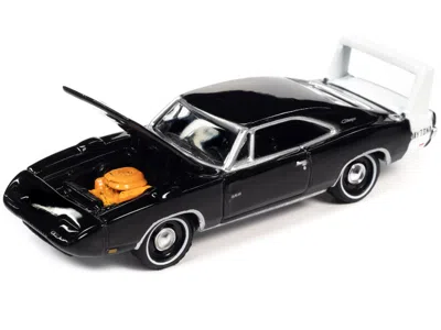 Johnny Lightning 1969 Dodge Charger Daytona Black With White Tail Stripe "mcacn (muscle Car And Corvette Nationals)"